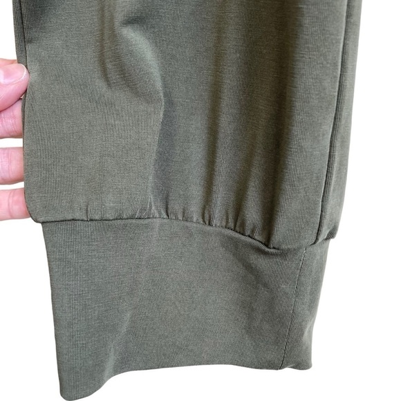 Heartloom Rivky Knit Jumpsuit Jogger Style Surplice Front Olive Green Sz M - Picture 8 of 15